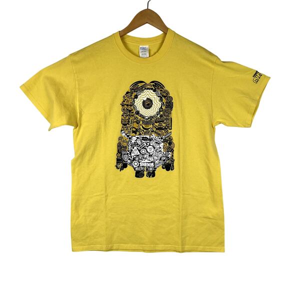 Vintage Port and Company L Yellow Minion y2K Streetwear Grunge‎ T shirt - Picture 1 of 8